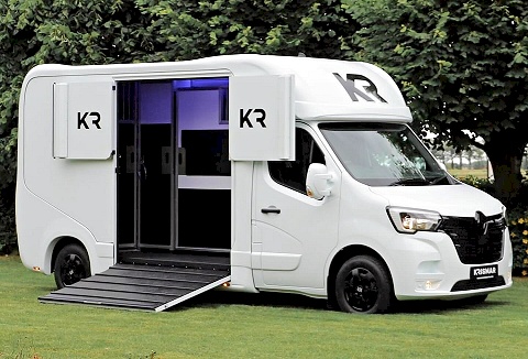 Link to the Wales & West Horseboxes website