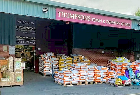 Link to the Thompsons Town & Country Store website